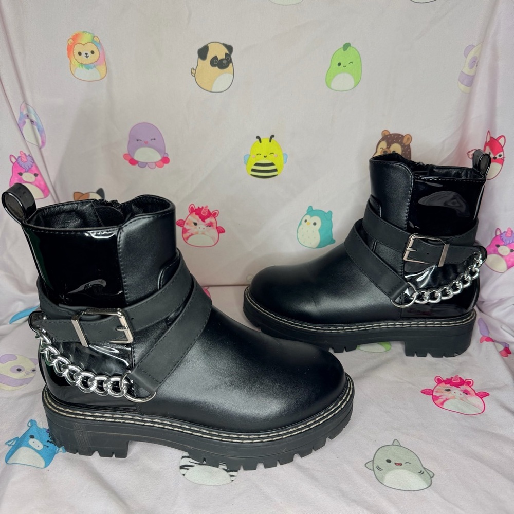 MIA Kids Black Combat Boots - Girl’s Size 13M - Chain & Buckle Details